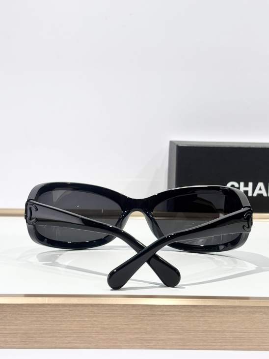 Picture of Chanel Sunglasses _SKUfw77366912fw